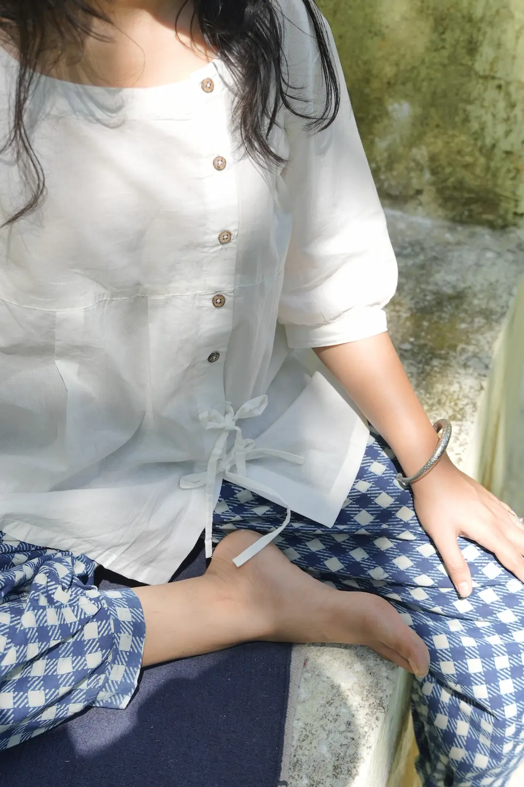 DSC00751 (1) Mrima Bow style organic cotton yoga Top | Tulip - Image 1